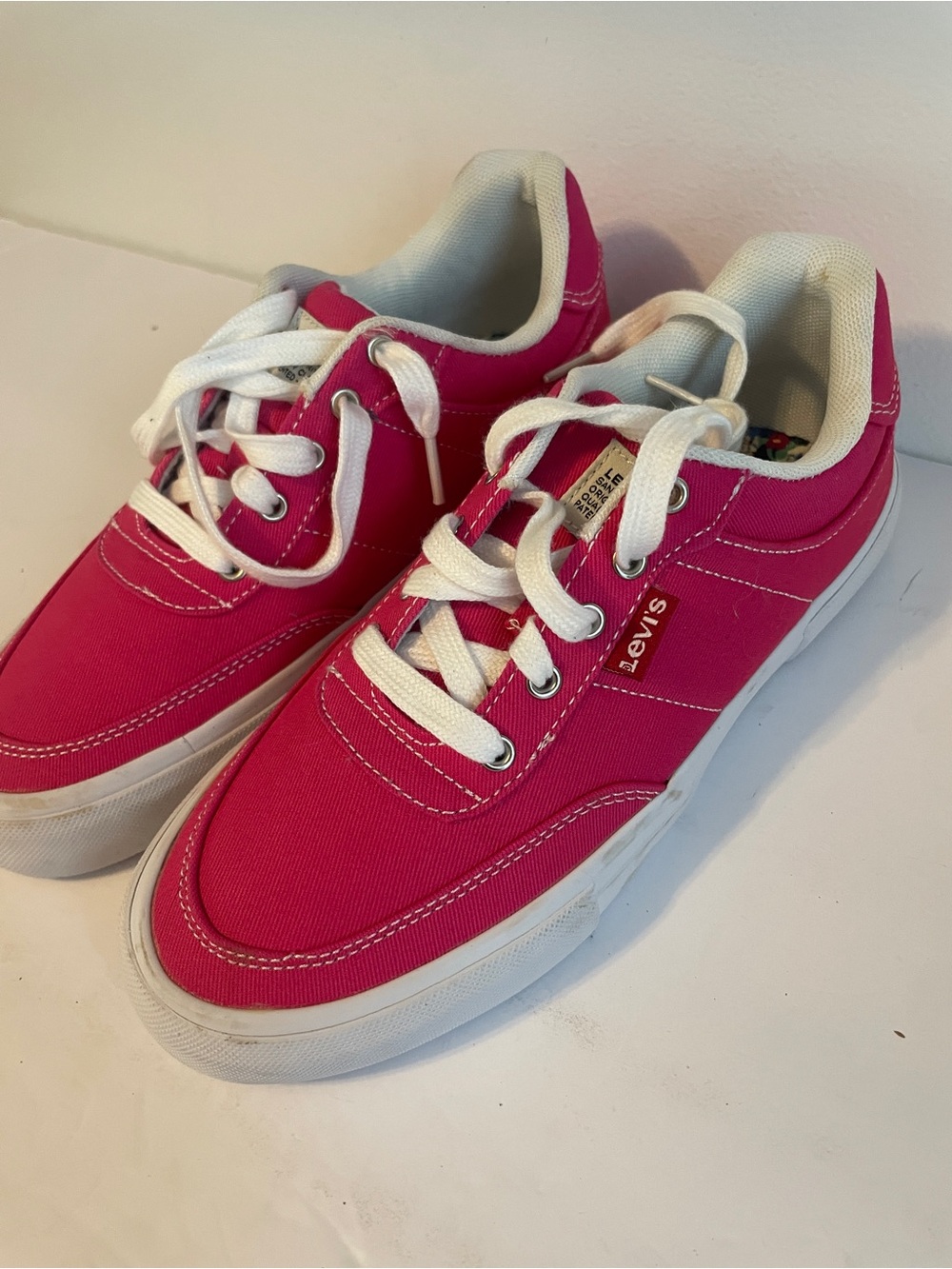 Levi's Kids Bright Pink Canvas Lace-Up Sneakers with White Accents